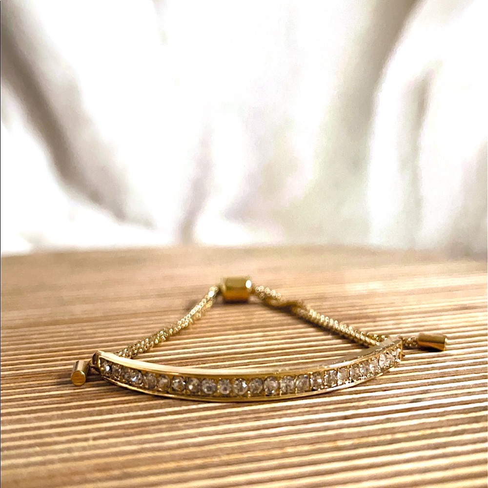 Rhinestone & Gold plated bracelet ✨